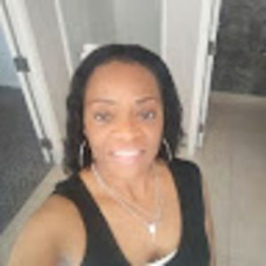 Meet your Posher, Dee